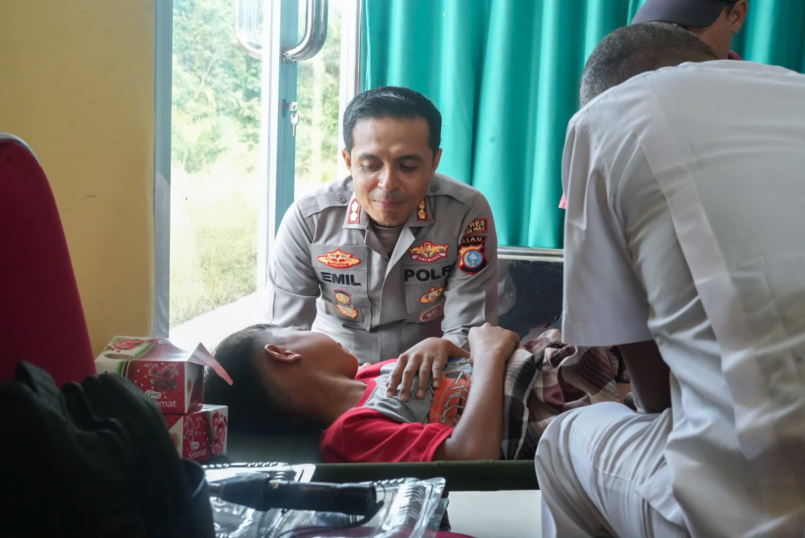 Sambut HUT Bhayangkara ke-80, Polres Rokan Hulu Gelar Donor Darah, Sunatan Massal dan Pemeriksaan Kesehatan Gratis*